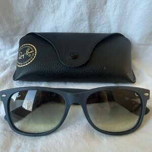 Ray-Ban Dark Blue Sunglasses with Leather Case